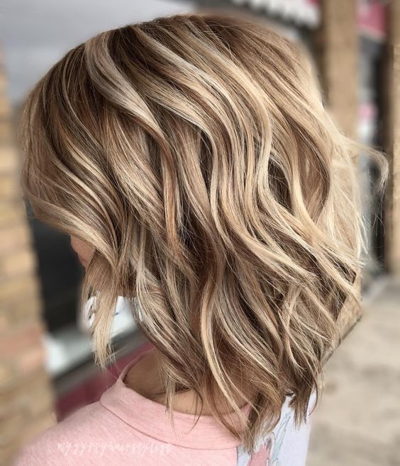 Dimensional-Balayage-Mid-Length-Hair